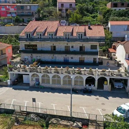 Pansion Antunovic Penzion Trpanj